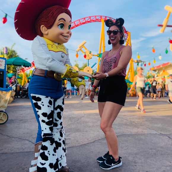 Meet your Posher, Jessica - Picture 12 of 16